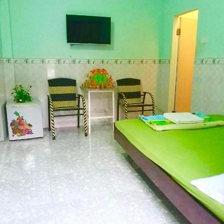 Thuy Hang Motel Лонгхай Экстерьер фото