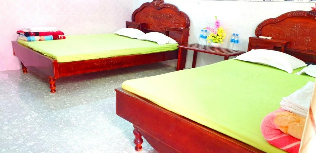 Thuy Hang Motel Лонгхай Экстерьер фото